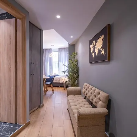 Apartament Amazing @ Monastiraki Subway Station *
